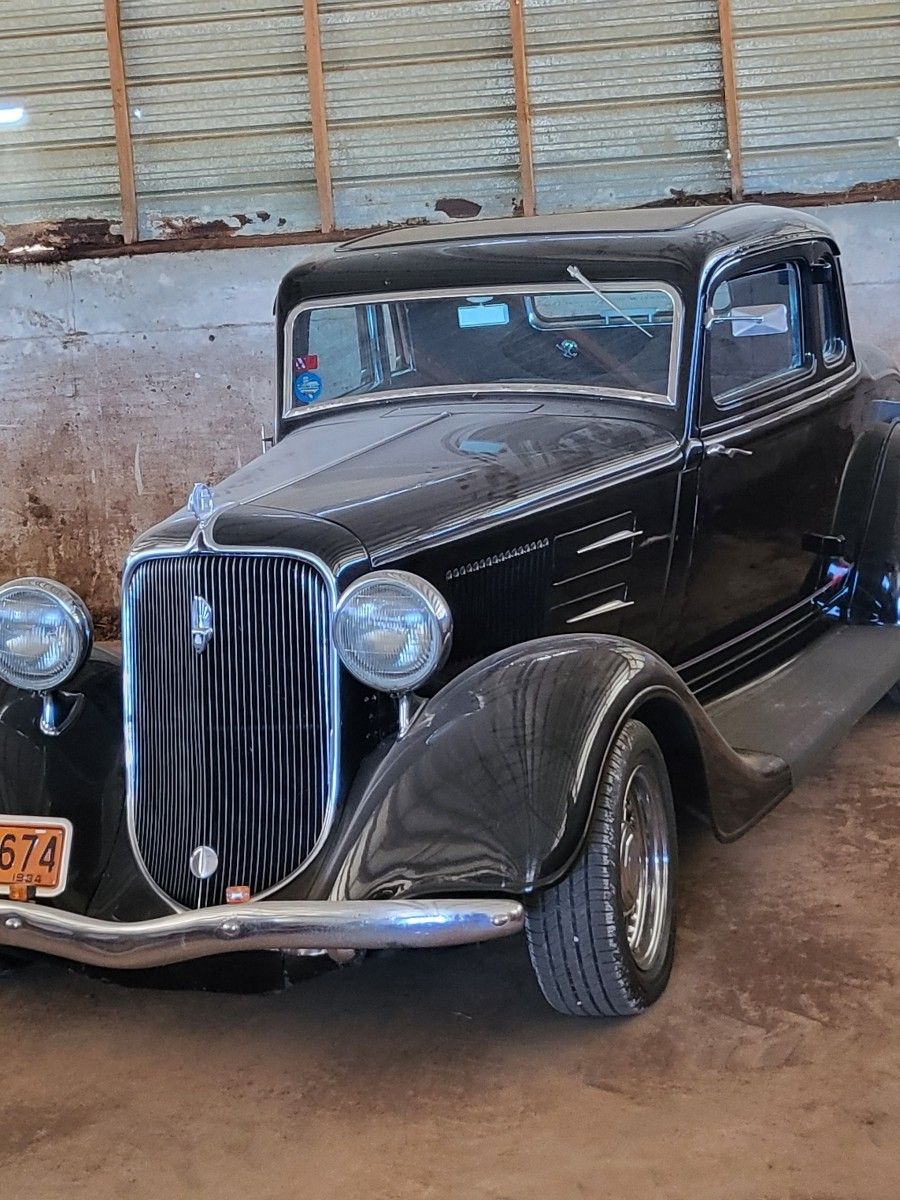 1934 Plymout Coupe Raffle Keychain